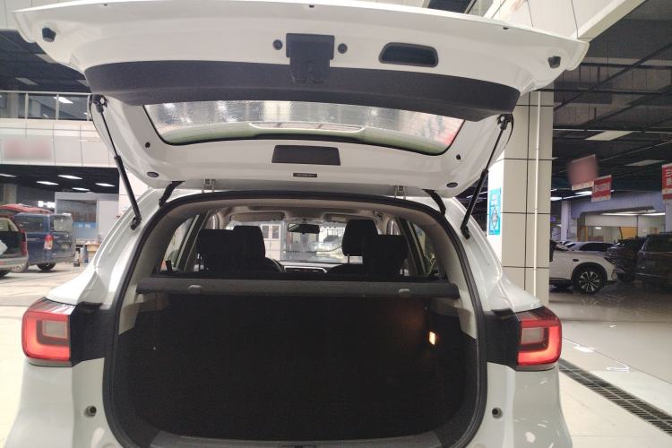 Used MG ZS 2018 1.5L Manual 65-inch Giant-Screen Sunroof Version China V Standard
