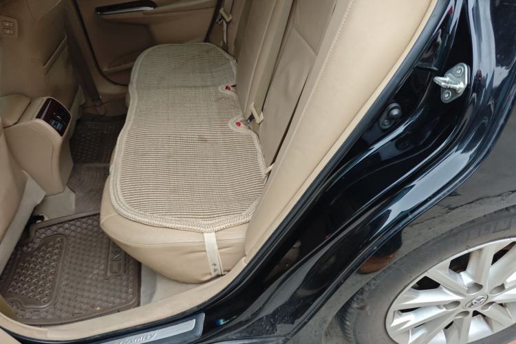 Used Toyota Camry 2012 2.5G Luxury Edition
