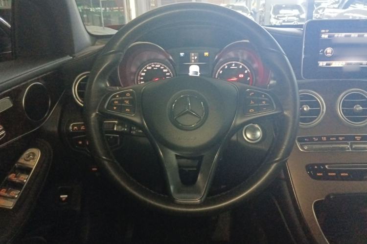 Used Mercedes-Benz GLC 2018 Refreshed GLC 300 4MATIC Dynamic Edition
