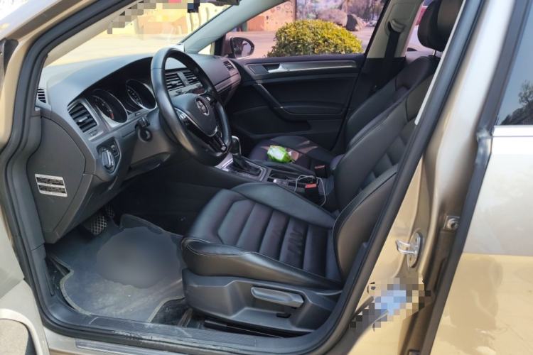 Used Volkswagen Golf 2015 1.4TSI Automatic Luxury Model