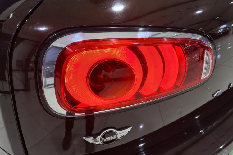 Used MINI Clubman 2016 Revised Version 2.0T COOPER S Connoisseur Edition