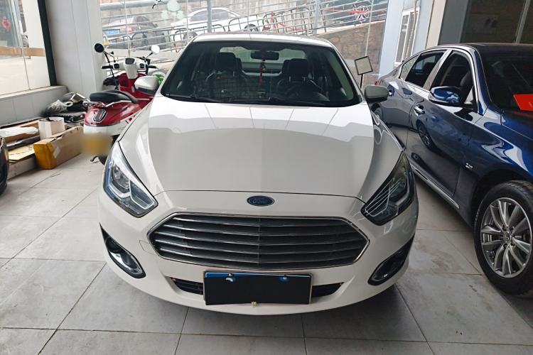 Used Ford Escort 2017 Happy Edition 1.5L Manual Fashion Model Front