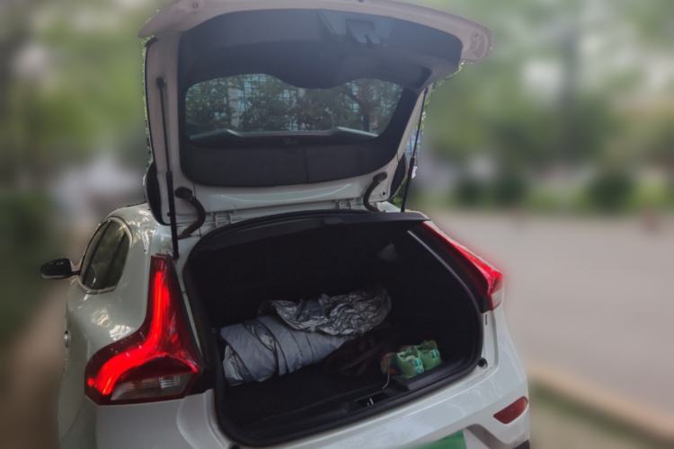 Used Volvo V40 2018 T3 Zhiya Edition
