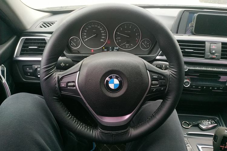 Used BMW 3 Series 2016 316i Fashion Model
