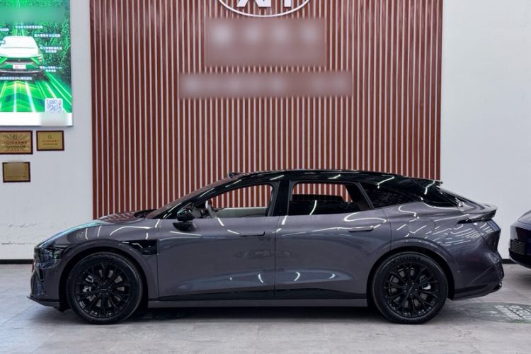 Used Zeekr 007GT 2025 Four-Wheel Drive Intelligent Driving Version 75 kWh
