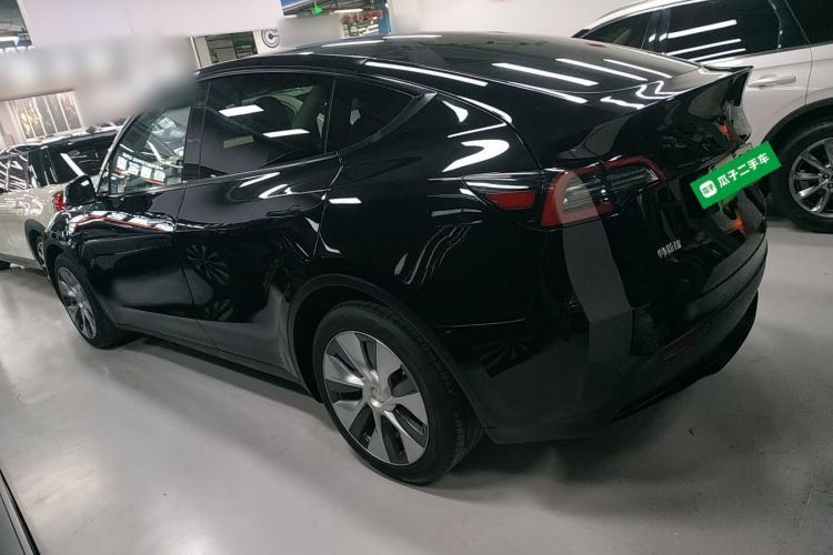 Used Tesla Model Y 2021 Long-Range All-Wheel-Drive Version