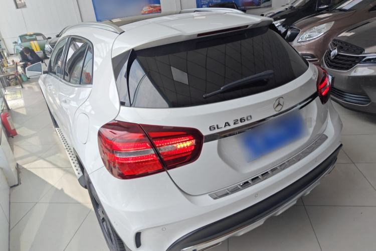 Used Mercedes-Benz GLA 2019 GLA 200 Fashion Model Exterior 2