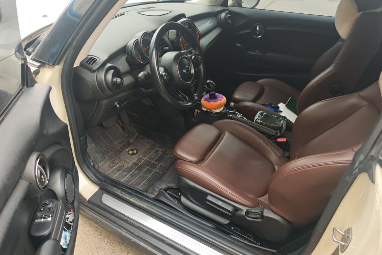 Used MINI MINI 2014 1.5T COOPER Fun
