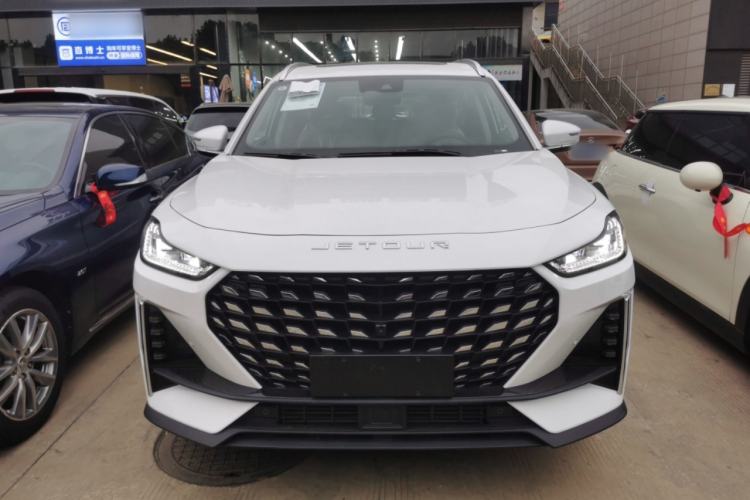 Used JETOUR X70 PRO 2023 2.0T DCT Luxury PRO+ 7-Seater
