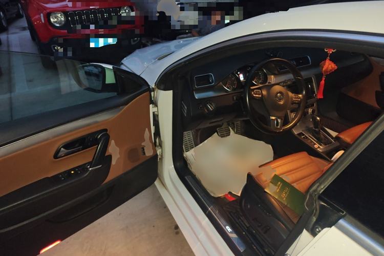 Used Volkswagen FAW-Volkswagen CC 2013 2.0 TSI Luxury Model Driver Seat