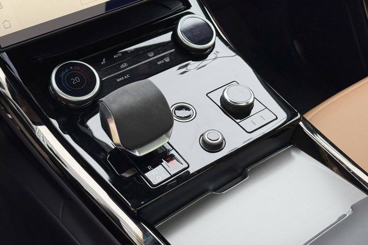 Used Land Rover Range Rover Sport 2023 400PS Dynamic SE
