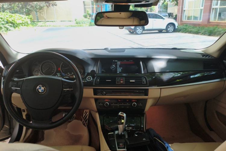 Used BMW 5 Series 2013 530Li Leading Model
