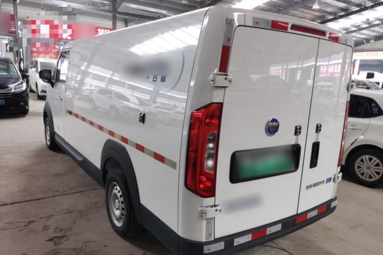 Used Foton Intelligent Blue Elf E7 2024 All-Electric Van Flat Roof 2 Seats EVE Energy 41.86 kWh
