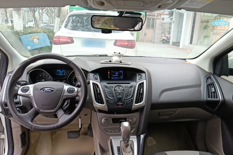 Used Ford Focus 2012 Hatchback 1.6L Automatic Fashion Edition