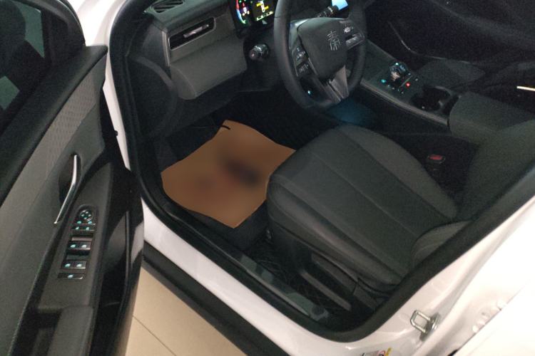 Used BYD Qin PLUS 2025 DM-i Smart Drive 55KM Leading Model