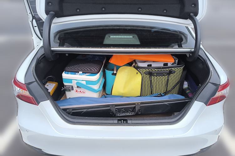 Used Toyota Camry 2019 Revised Version 2.0G Luxury Edition Trunk