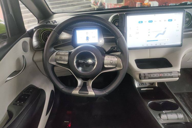 Used BYD Dolphin 2021 405 km Free Version