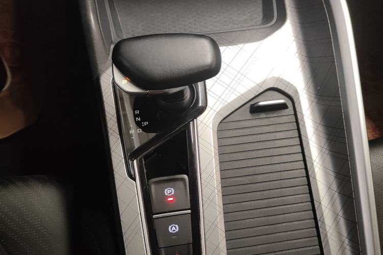 Used Geely Auto Preface 2021 2.0TD Luxury Version Gear Lever