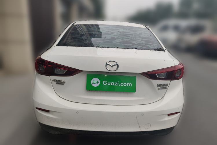 Used Mazda 3 Axela 2014 Sedan 1.5L Automatic Luxury Model