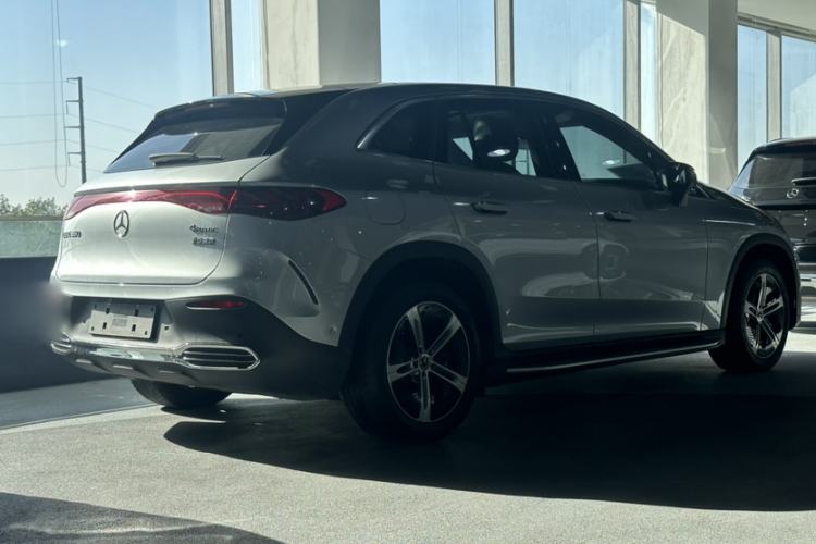 Used Mercedes-Benz EQE SUV 2023 350 4MATIC Pioneer Edition
