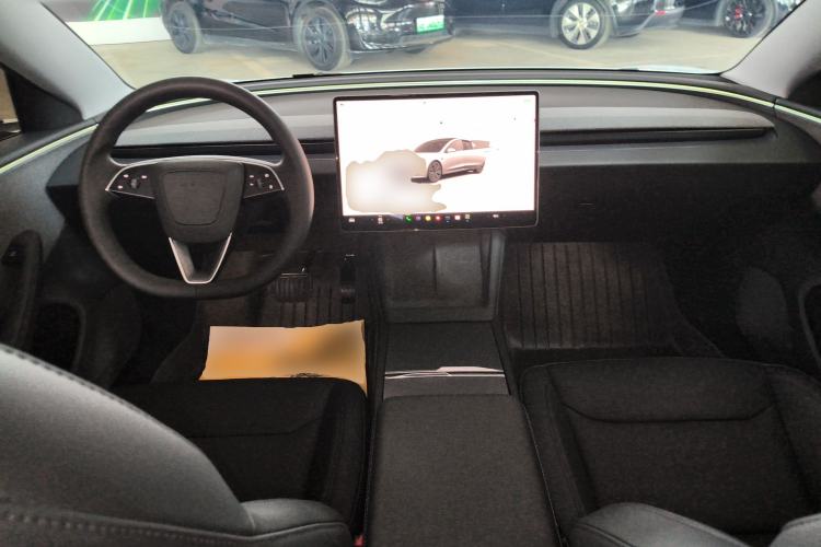 Used Tesla Model 3 2023 Rear-Wheel-Drive Version Center Console