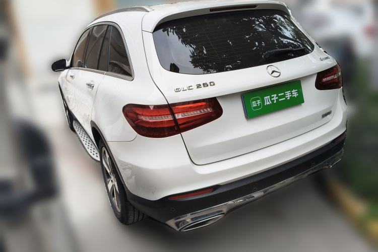 Used Mercedes-Benz GLC 2016 GLC 260 4MATIC Luxury Model