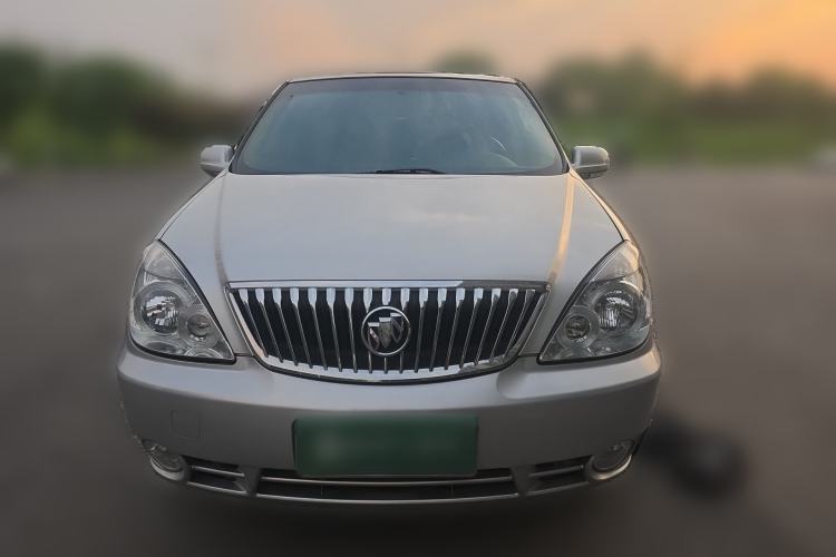 Used Buick GL8 2014 2.4L Executive Edition Front