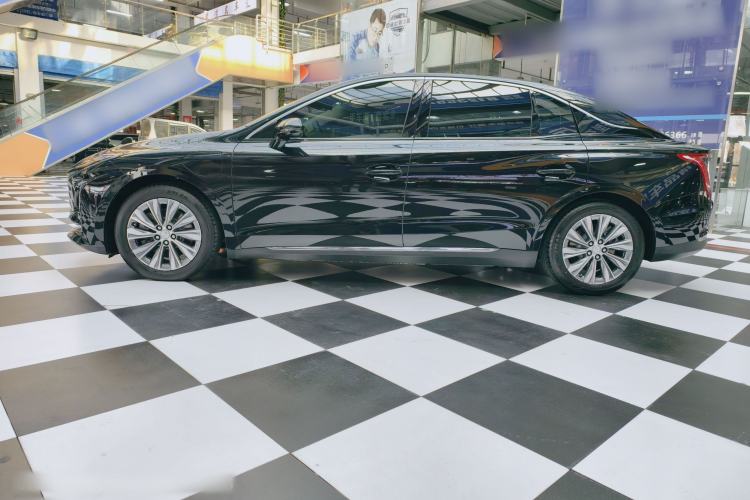 Used Hongqi E-QM5 2024 610 km PLUS