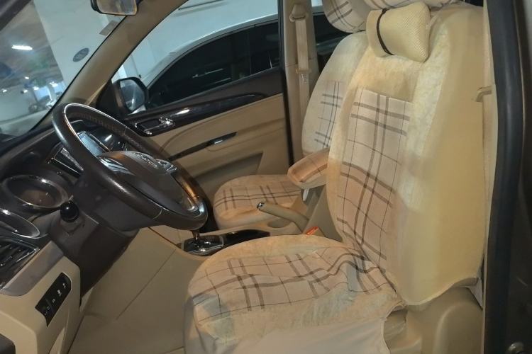 Used Baojun 730 2016 1.8L iAMT Luxury Model 7 Seats
