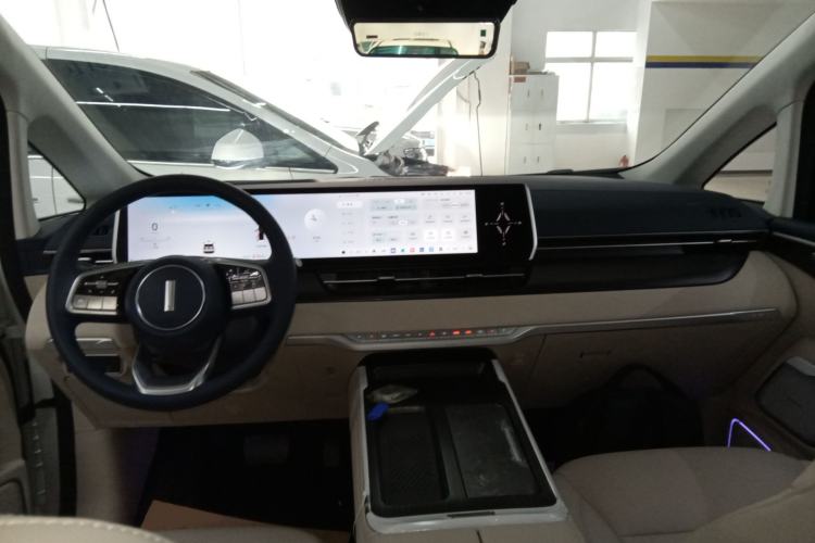 Used Wey Gaoshan 2023 Four-Wheel Drive Flagship Edition
