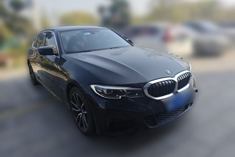 Used BMW 3 Series 2021 Second Facelift 320Li M Sport Package Front Right 45 Deg