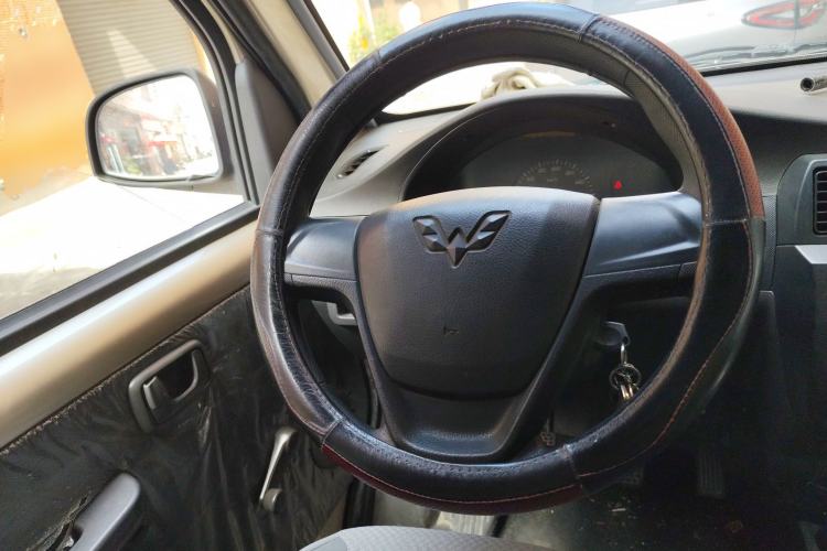 Used Wuling Rongguang 2019 1.5L Extended-Body Van Base Model with 2 Seats