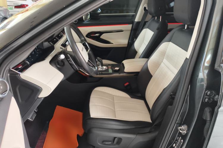 Used Land Rover Range Rover Evoque 2021 Range Rover Velar L 249PS R-Dynamic First Edition
