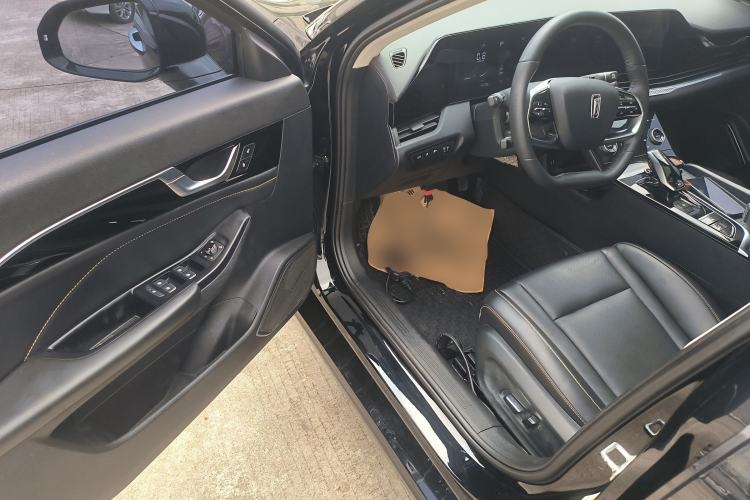 Used Bestune B70 2023 Third Generation 1.5T Automatic Enjoyment Version 70th Anniversary Edition Driver Seat