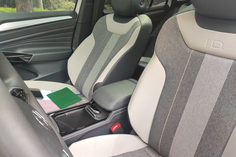 Used Volkswagen ID.4 CROZZ 2024 Pure Edition Limited Edition Left Front Seat