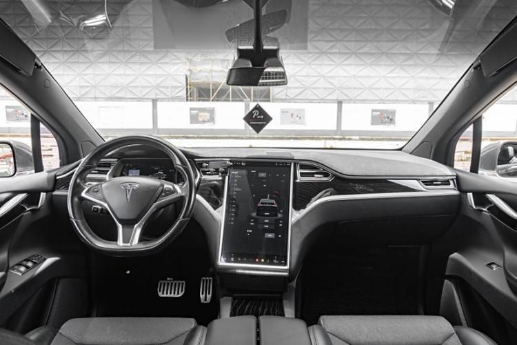 Used Tesla Model X 2016 X 75D
