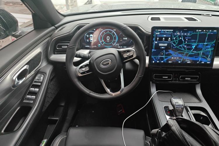 Used GAC Trumpchi GS8 2025 Linghang Series 2.0 TGDI Two-Wheel-Drive Luxury Edition 5 Seats
