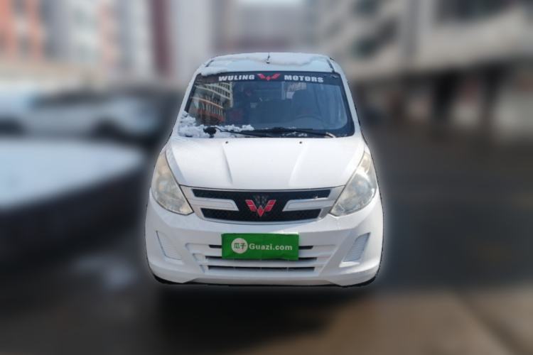 Used Wuling Rongguang V 2015 1.2L Practical Model
