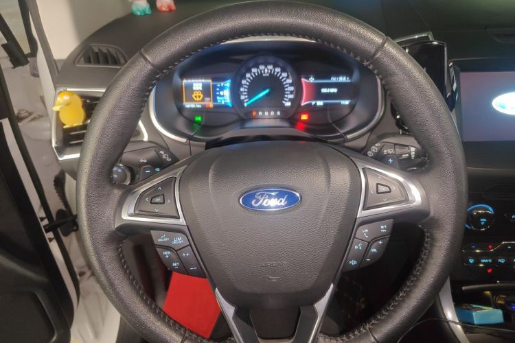 Used Ford Edge 2018 EcoBoost 245 Two-Wheel-Drive Titanium 7-Seater China V Standard
