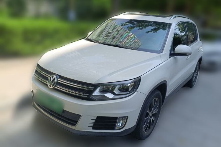 Used Volkswagen Tiguan 2013 1.8TSI Automatic Two-Wheel Drive Luxury Model Guazi used car, China used car export, Used car for sale, Used  cars, Cheapest cars for sale