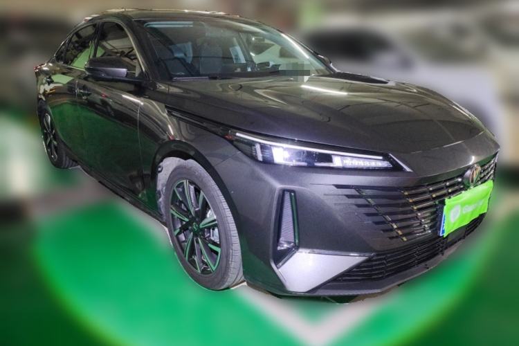 Used CHANGAN Eado 2025 Blue Whale 1.5T 500Bar Prestige Model Front Right 45 Deg