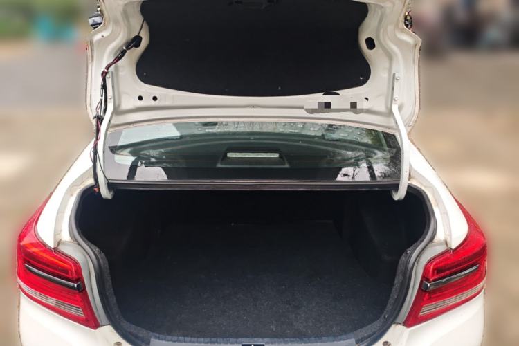 Used Toyota YARiS L Zhi Xiang 2019 1.5E CVT Dynamic Edition China VI compliant Trunk