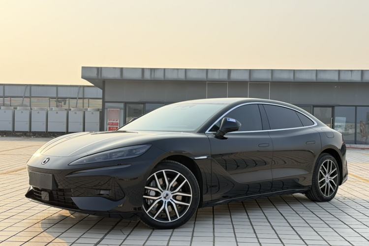 Used Denza Z9 2024 1100 km Four-Wheel Drive Pro Version