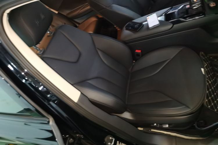 Used Hongqi E-QM5 2021 Charging Version Flagship Edition
