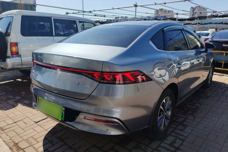 Used BYD Qin PLUS 2024 HONOR Edition DM-i 55KM Leading Model
