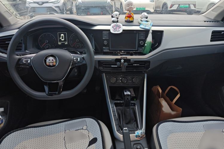 Used Volkswagen Polo 2019 Plus 1.5L Automatic Colorful Technology Edition Interior 2