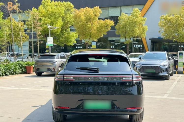 Used Hima AITO M5 2025 Extended-Range Ultra Rear-Wheel-Drive Version
