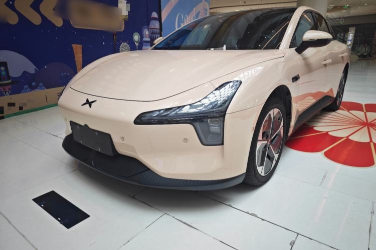 Used XPeng MONA M03 2024 620 with Ultra-Long Range