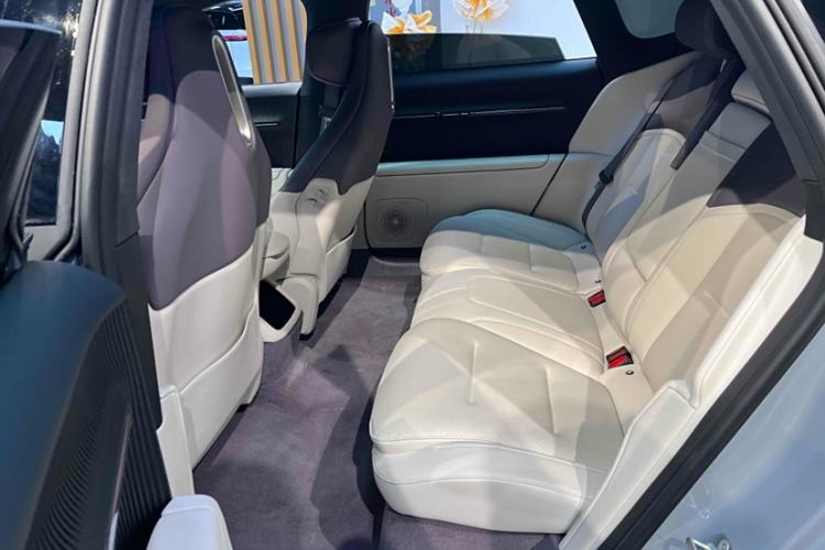 Used Avatr 12 2023 650 Three-Laser Four-Wheel Drive Performance Edition
