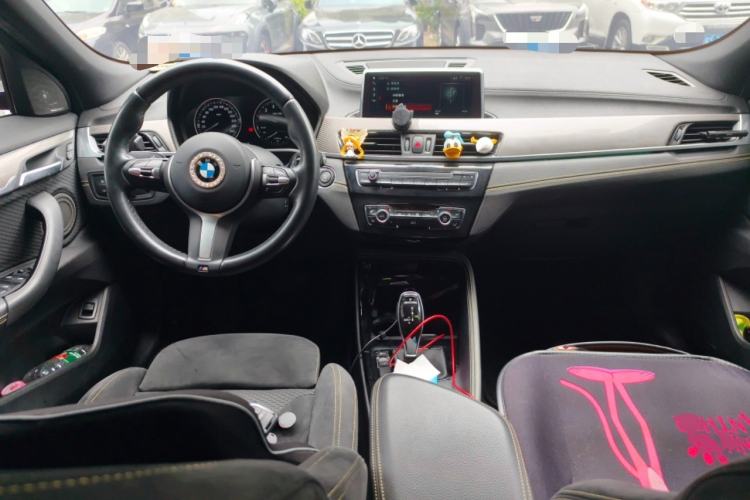 Used BMW X2 2018 sDrive25i Luxury Model with M Off-Road Package China V Emission Standard
